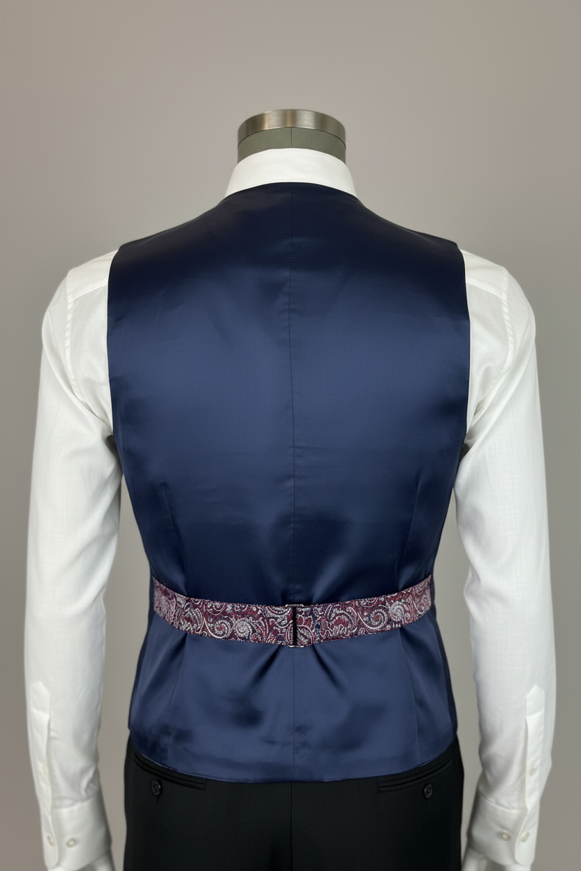 Vista posteriore gilet Teti con fodera blu e laccetto damascato